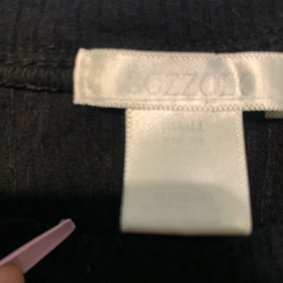 black top - Picture 3 of 3